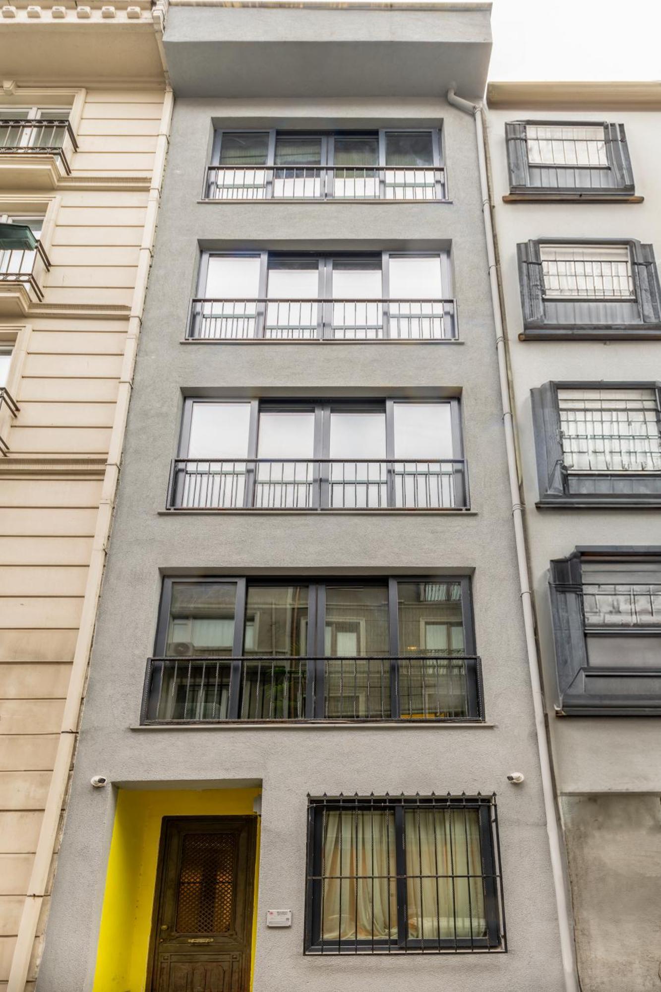 Mariposa Rooms Taksim Istanbul Exterior photo