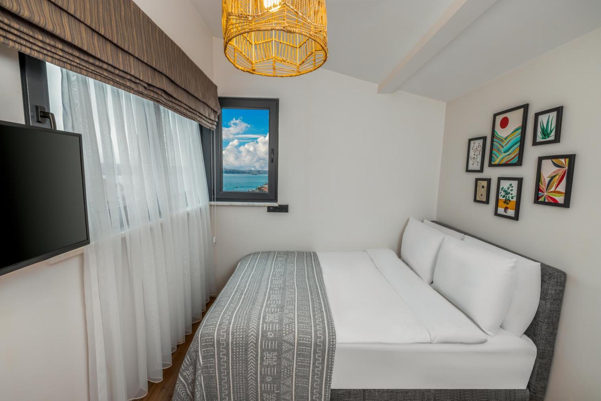 Mariposa Rooms Taksim Istanbul Exterior photo