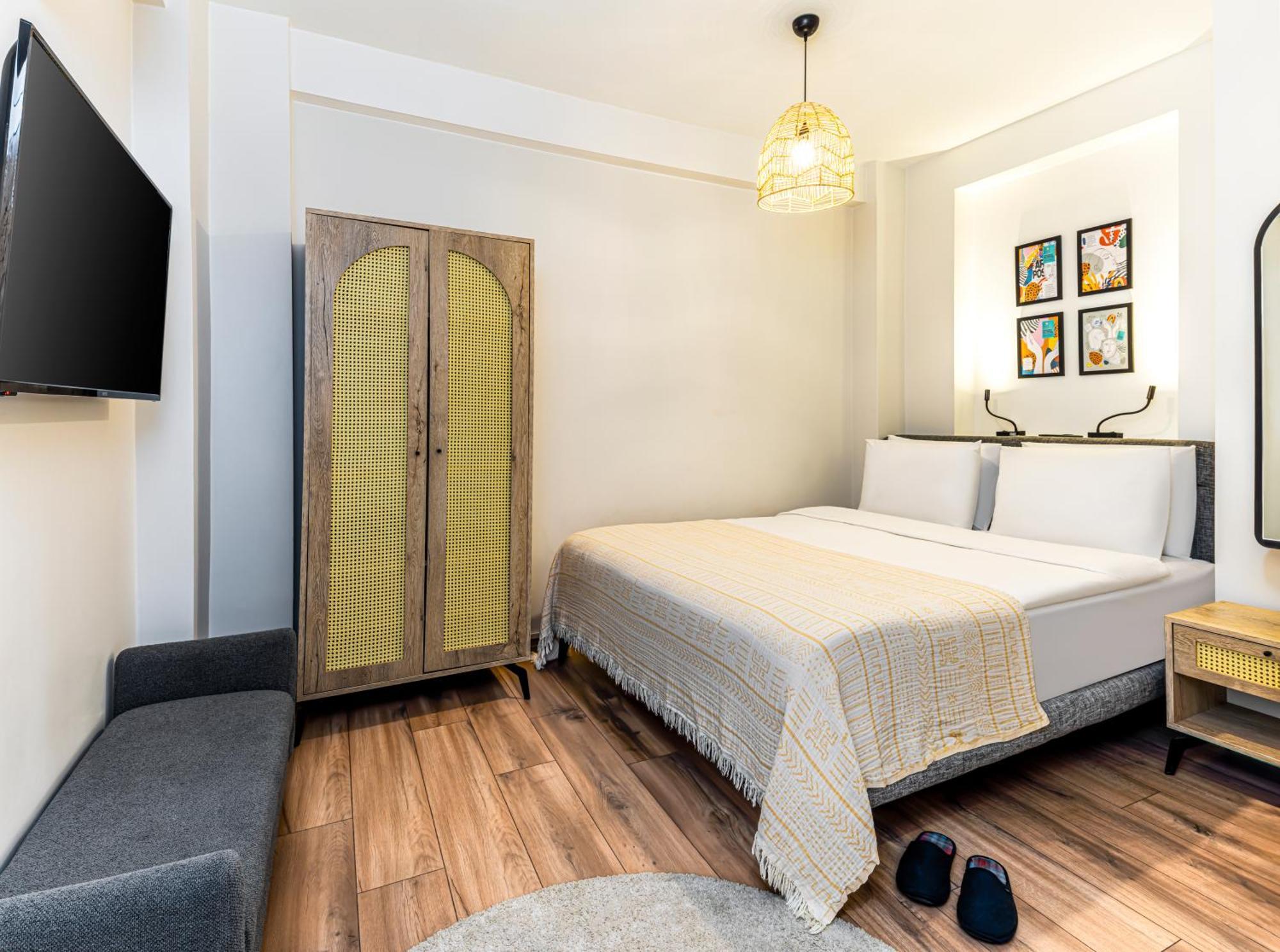 Mariposa Rooms Taksim Istanbul Exterior photo