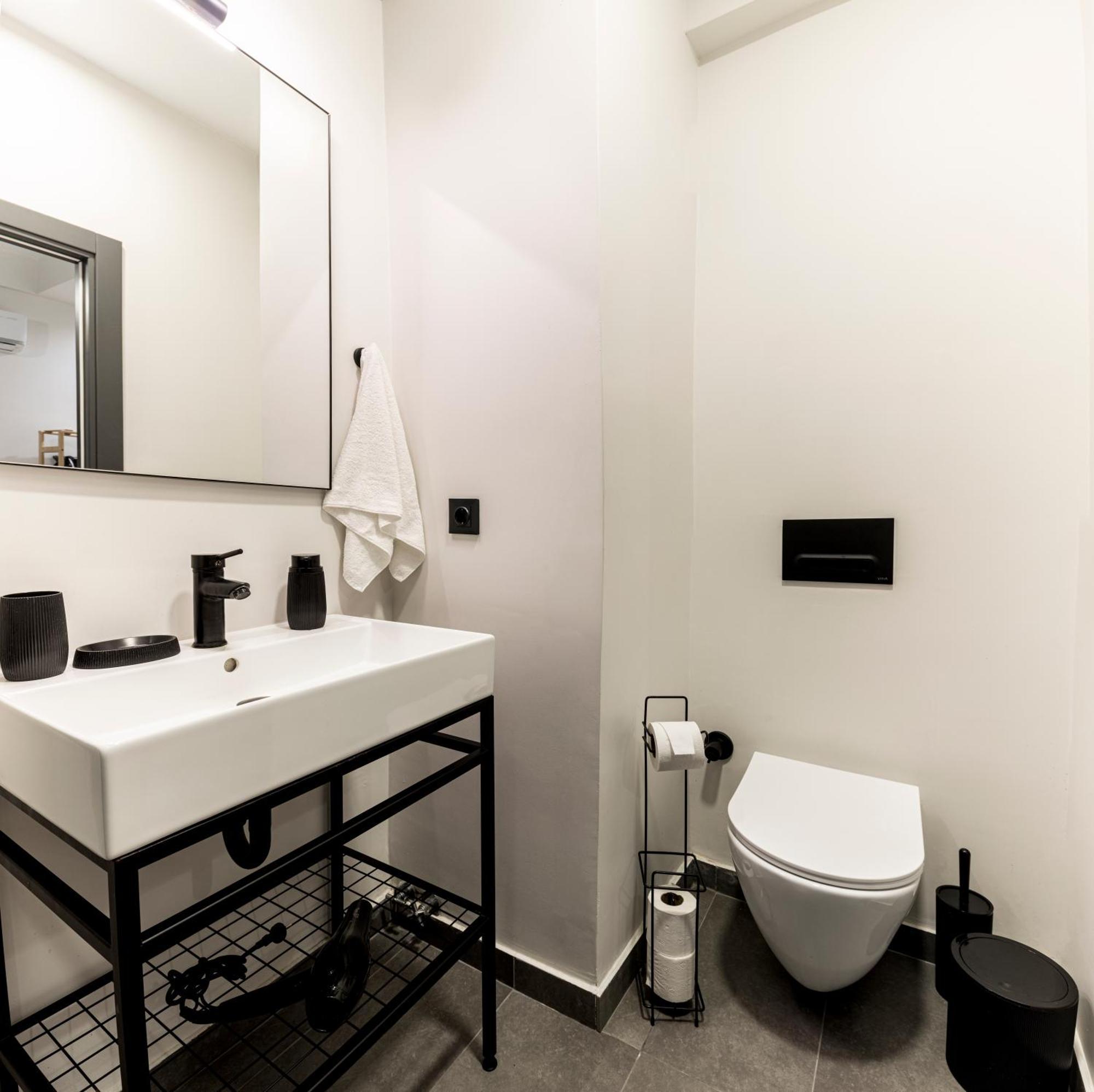 Mariposa Rooms Taksim Istanbul Exterior photo